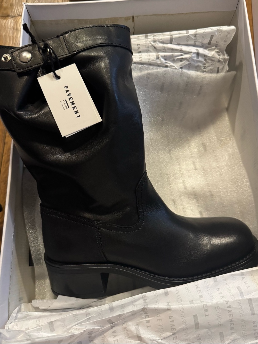▪️NWT Pavement Thera Slouch Boots - Picture 9 of 10